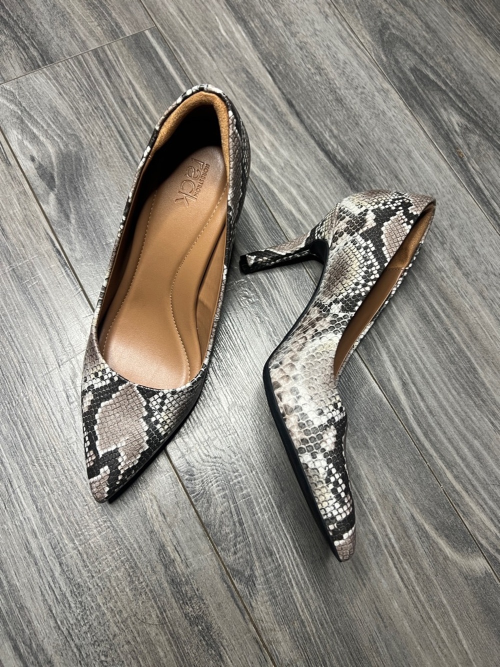 Nordstrom Rack Pointed Snake-Print Pumps in Neutral - Comfort Plus